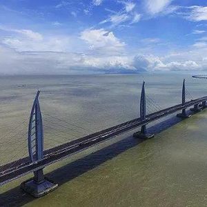 建設千億港珠澳大橋都需要哪些資質(zhì)？
