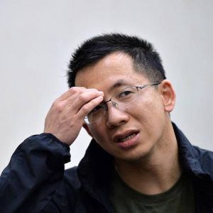 火爆今日頭條遭遇最嚴整改并不讓人意外，鳳凰客戶端被再度點名實屬不該