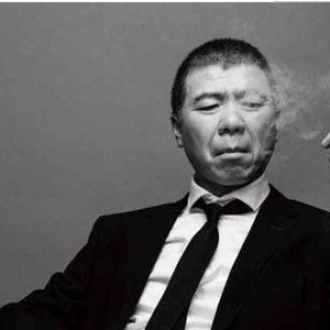 馮小剛開(kāi)始注銷(xiāo)名下的公司，聽(tīng)聽(tīng)網(wǎng)友們?cè)趺凑f(shuō)!