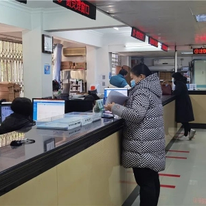 梧州市城區(qū)政務(wù)服務(wù)中心及各分中心窗口開(kāi)放時(shí)間和預(yù)約電話(huà)