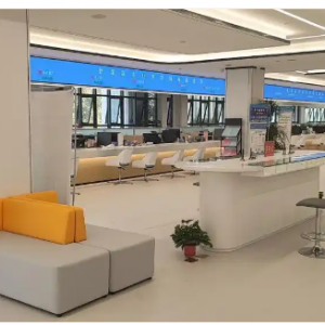 南陽(yáng)市臥龍區(qū)政務(wù)服務(wù)中心辦事大廳窗口預(yù)約咨詢電話