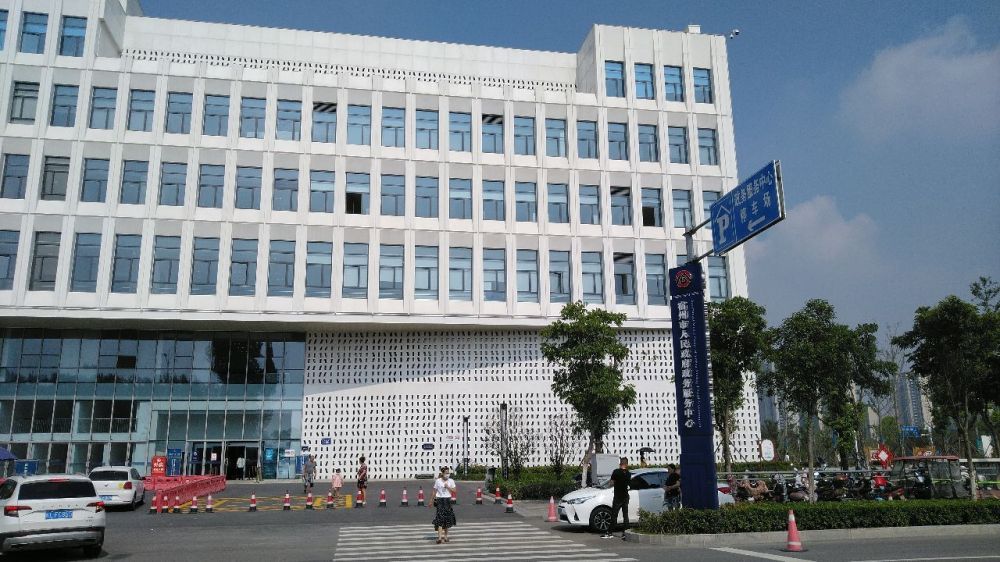 喀左縣營(yíng)商環(huán)境建設(shè)局