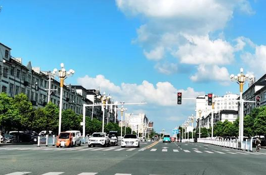 泌陽縣花園街道辦事處