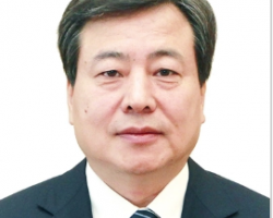 許國成(中國融通農(nóng)業(yè)發(fā)展集團(tuán)有限公司黨委書記、董事長)